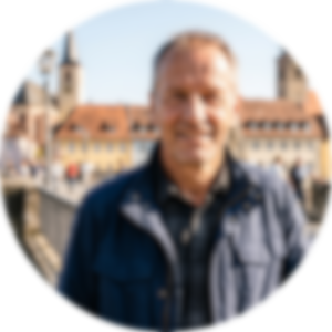 Ich habe besser verstanden was ich bekomme wenn ich auf die Rente gehe. Ich empfehle herauszufinden was man am Ende dann von der Rente Netto hat und wenn es zu klein ist früher zu gehen.